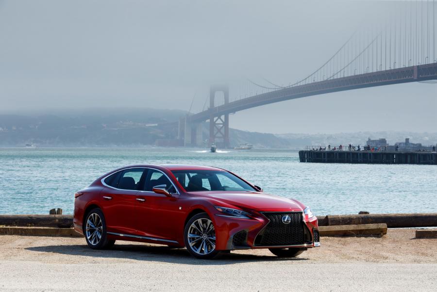  Lexus LS500 AWD F-Sport 2017 года  (NA) (фото 24 из 30)